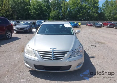 2010 Hyundai Genesis 4.6 from USA, damaged, VIN KMHGC4DF1AU107978